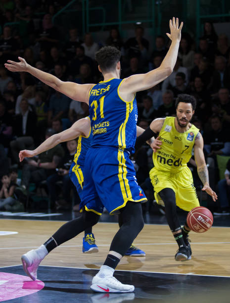 给球迷们带 给球迷们带