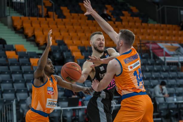 约旦队中场 约旦队中场